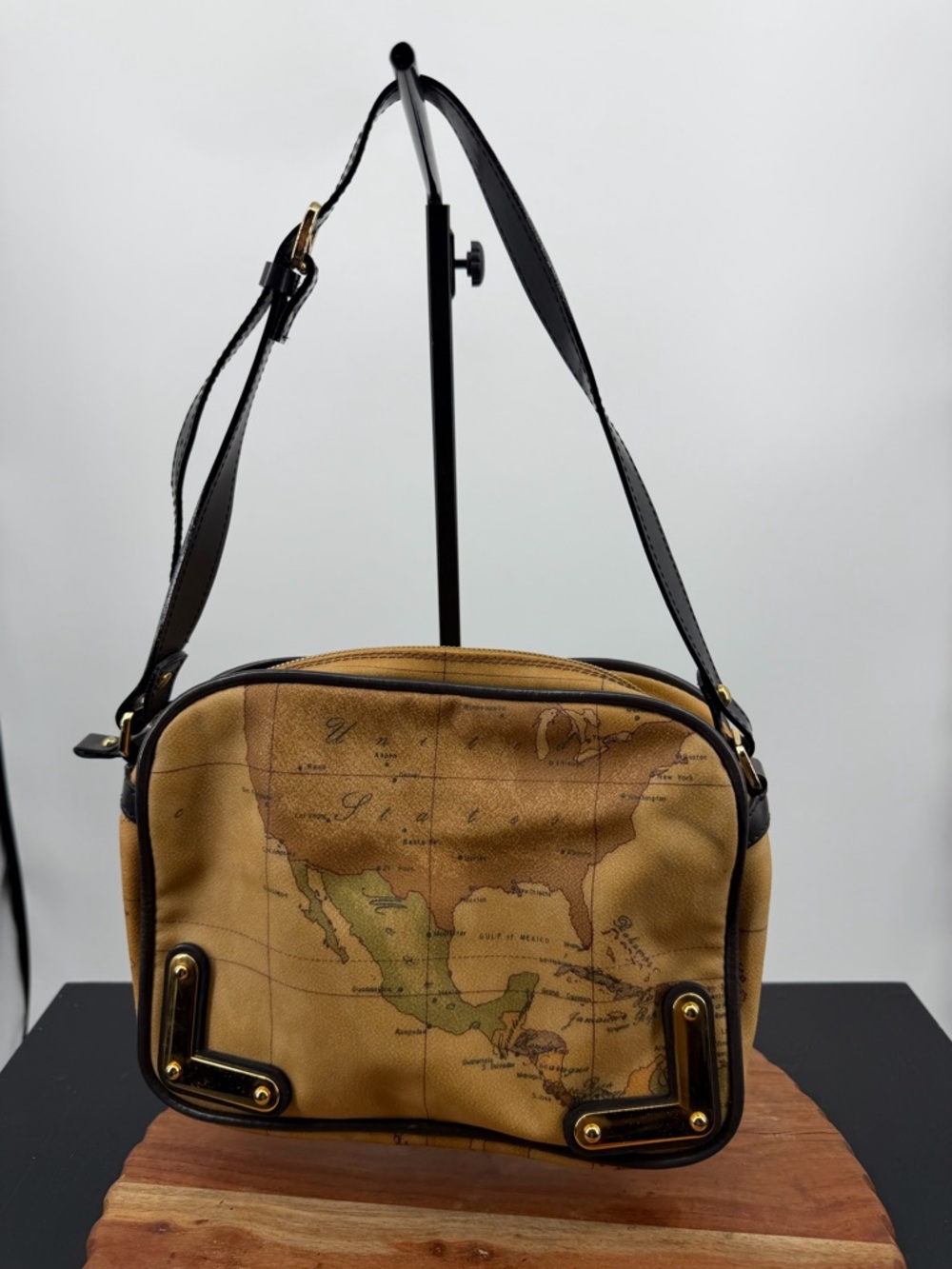 Alviero Martini 1ᴬ Classe Geo Classic shoulder bag world map print